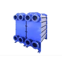 熱交換器在工程領(lǐng)域中的發(fā)展方向及前景是怎樣的?熱交換器是一種用于傳熱的設(shè)備， 主要用于工業(yè)領(lǐng)域中的蒸汽和流體的加熱、 冷和， 回收等工藝過程中。 隨著工程技術(shù)的不斷發(fā)展和應(yīng)用需求的增 加，熱交換器也在不斷進(jìn)步和改進(jìn)。本文將從四個(gè)方面來探討熱交換器在工程領(lǐng)域中的發(fā)展方向及前景。 提高傳熱效率 傳熱效率是衡量熱交換器性能的重要指標(biāo)之一。目前，熱交換器的傳熱效率已經(jīng)達(dá)到很高水平，但在工程應(yīng)用中仍然存在一定的提升空間。未來的 發(fā)展方向之一，是通過改進(jìn)傳熱介質(zhì)的流動(dòng)方式和傳熱表面的結(jié)構(gòu)設(shè)計(jì)，進(jìn)一步提高熱交換器的傳熱